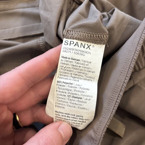 Spanx Casual Fridays Cargo Jogger in Smoke Pants Women’s Sz 2XL Petite NWT - Picture 4 of 9